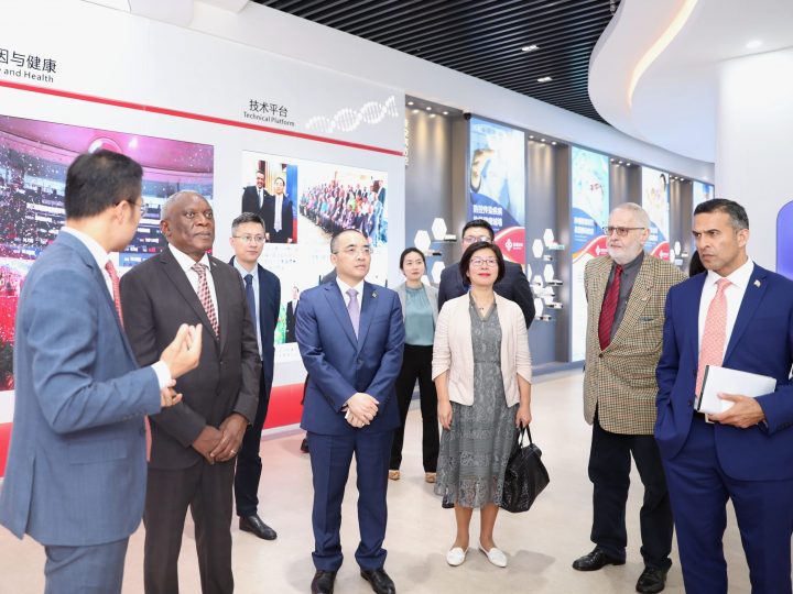 South African Ambassador to China SC Cwele visited Sansure Biotech
